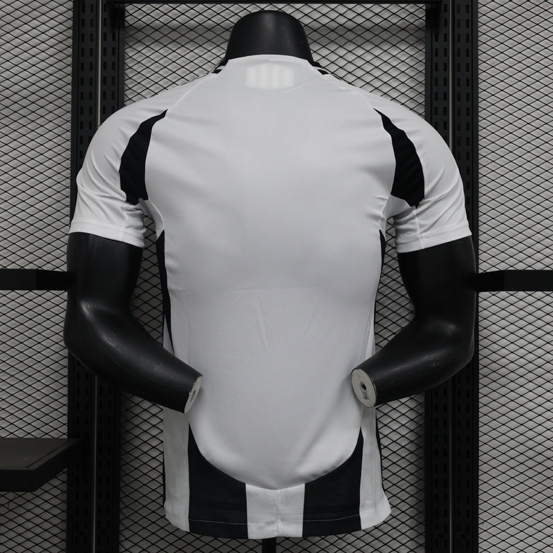The Old Lady Bianconeri I 24/25 MAN (PLAYER VERSION)