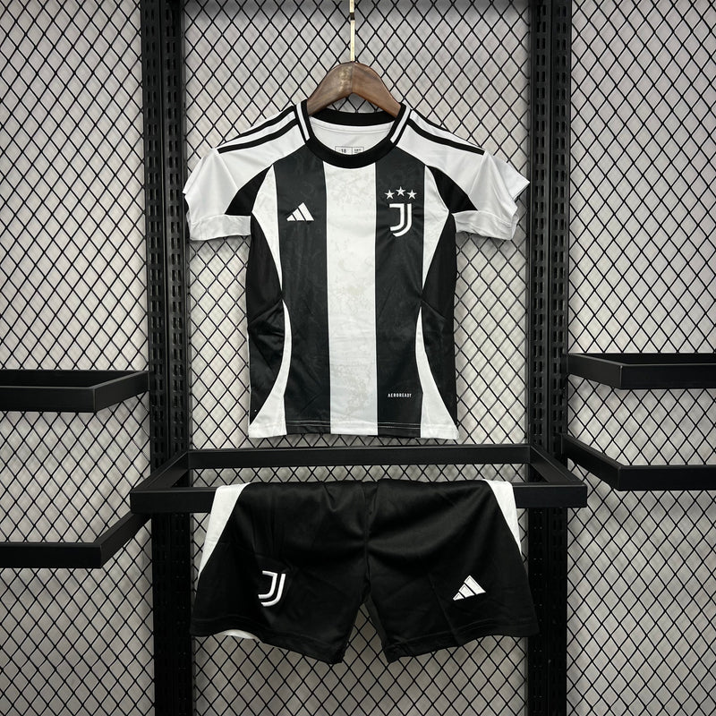 JUVENTUS I 24/25 CHILDREN'S SET (Standard)