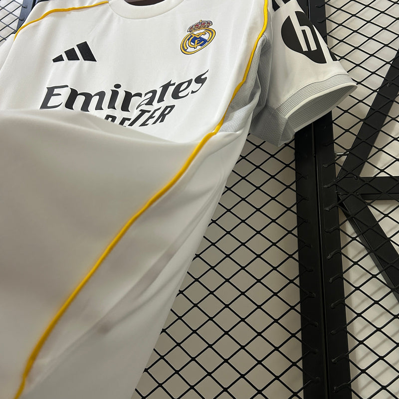 25/26 Real Madrid Home Shirt (Standard)